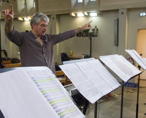 ensemble vocal résonance, olivier legeret avec partitions